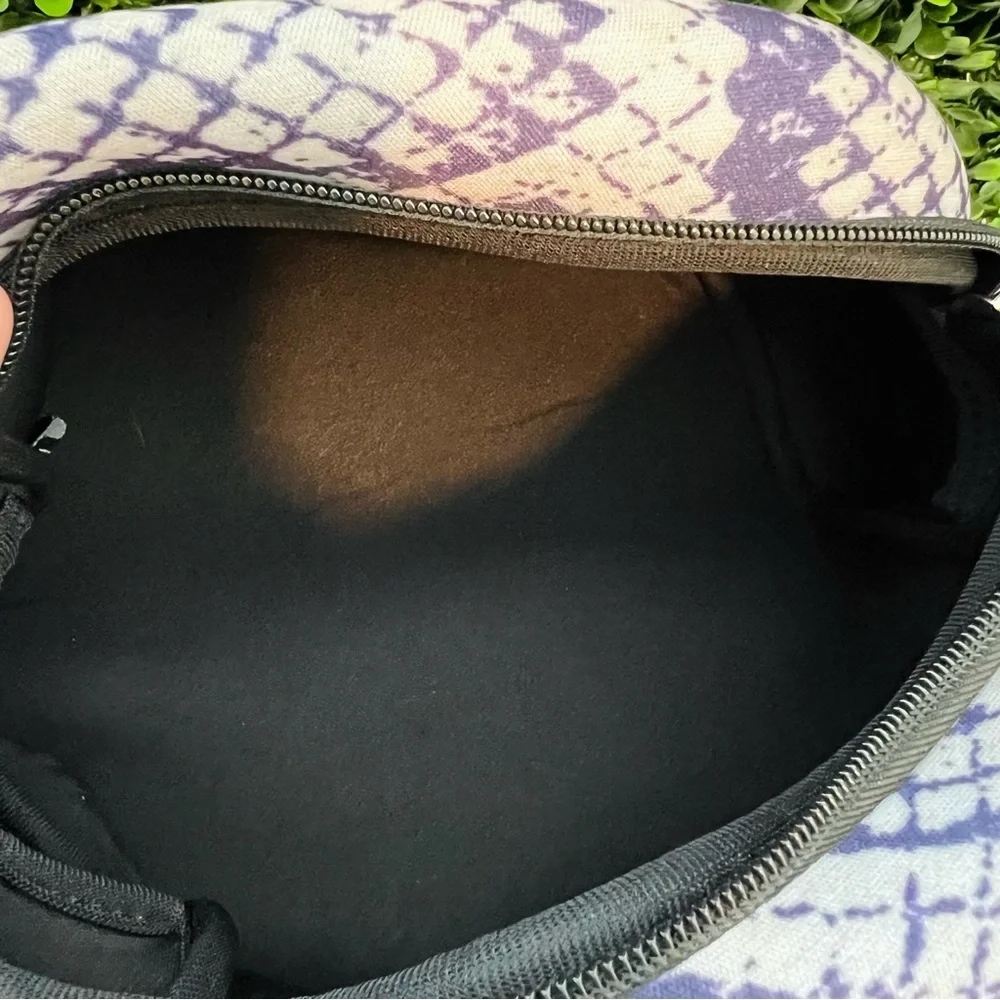New Set of 2 Cosmetic Make-Up Toiletry Bags Willow + Alder Neoprene Snake Print